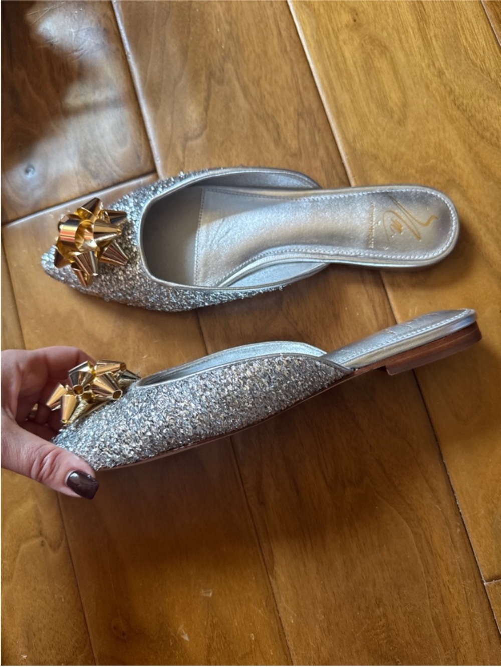 NWT Antonio Melani & The Nat Note Estrella Textured Ornamented Bow Dress Mules - Picture 8 of 9